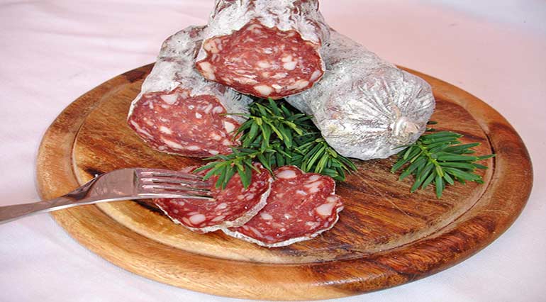 Abruzzo Salami (“Salame nostrano”, “Salame artigianale”, “Salame tradizionale”, “Salame tipico d’Abruzzo”)