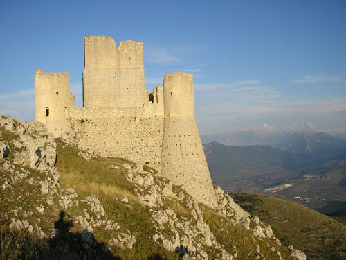 Castle-with-a-mountain-view