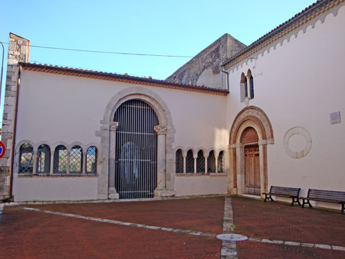 Biblioteca- Isernia-Molise