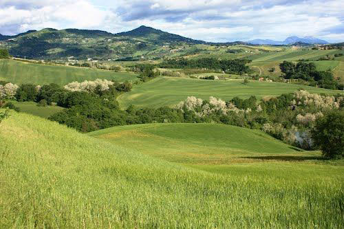 valley-and-hills-Bomba-Chieti-Abruzzo