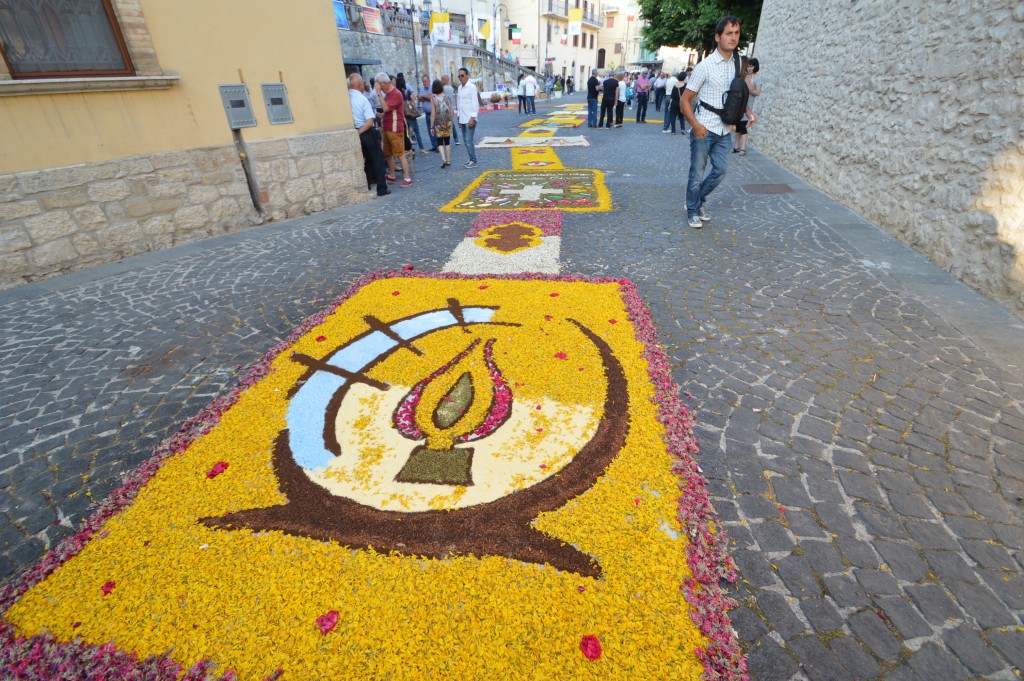 Abruzzo-Chieti-Carunchio-in-flower-event