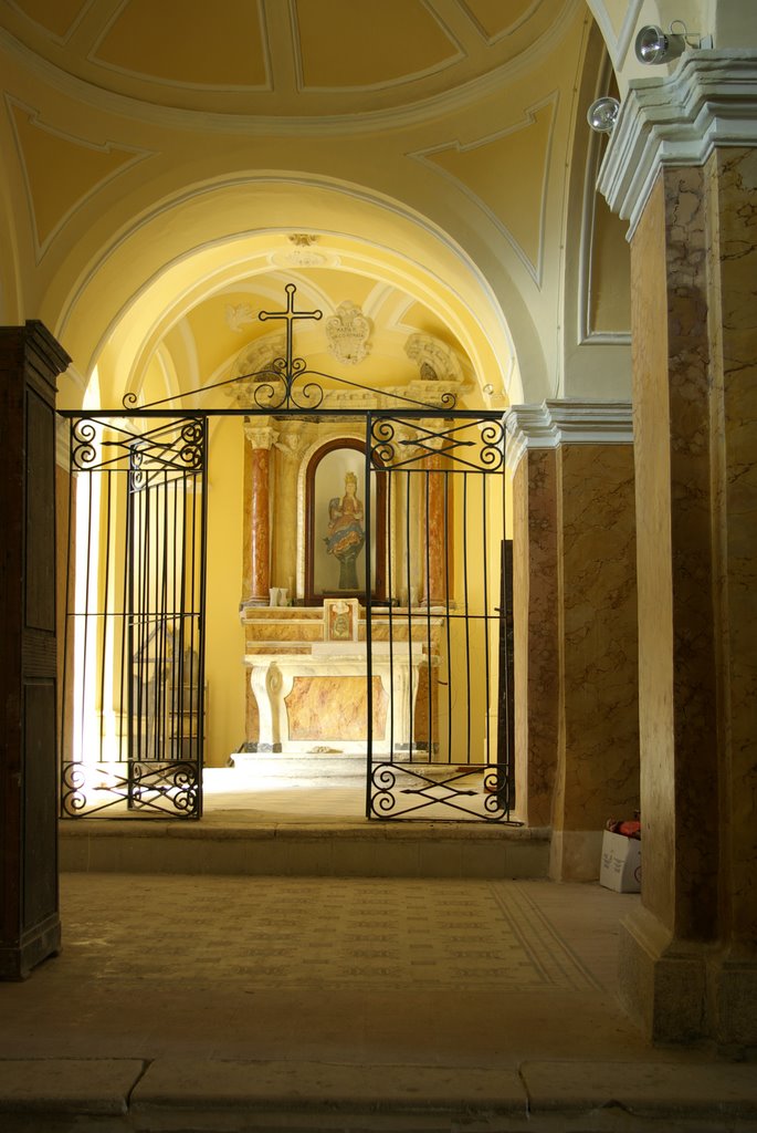 Bagnoli del Trigno interno church San Silvestro