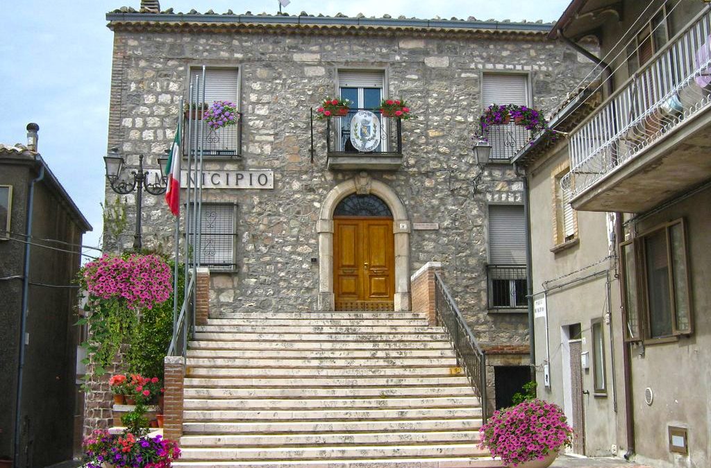 Fresagrandinaria paese medievale dell’Abruzzo