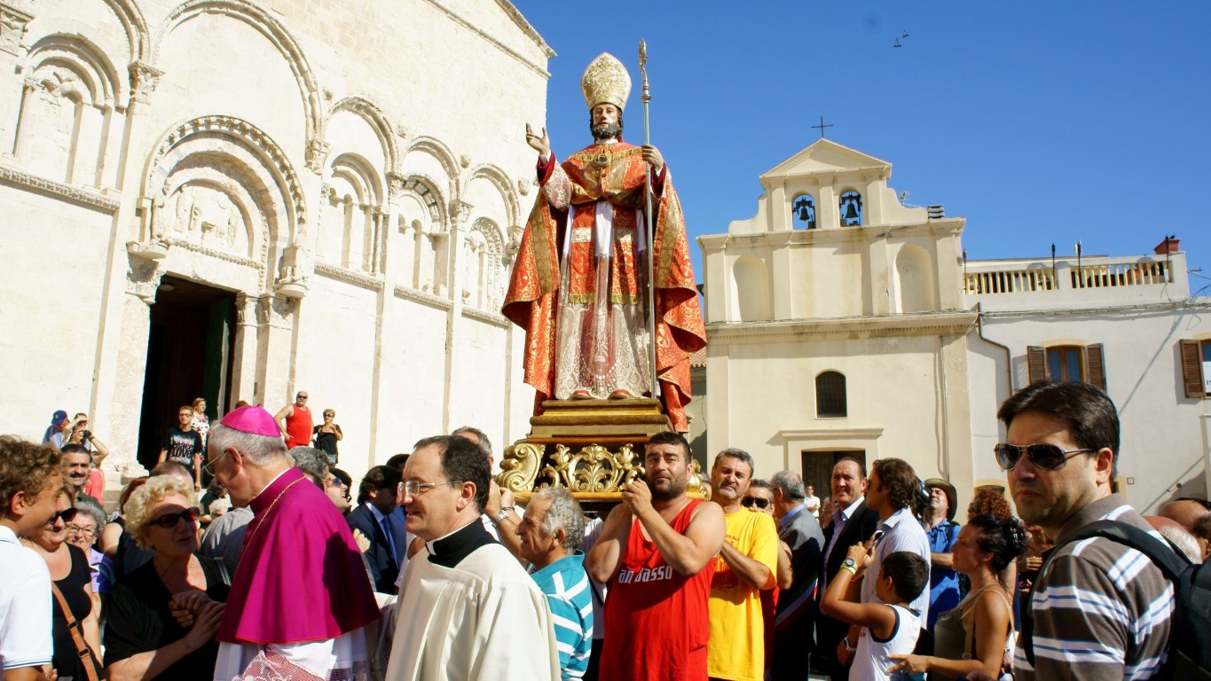 celebrations in honor of the patron San Basso